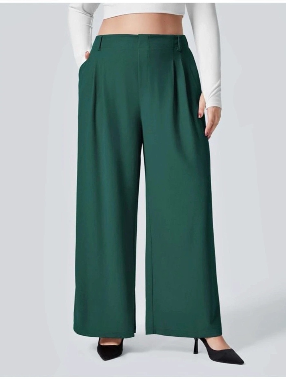 Halara Wide Leg Pants in Green XL / tall
NWOT